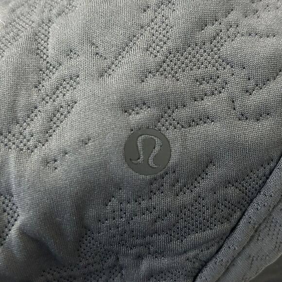 Lululemon Men’s Rare Packable Dark Gray Jacquard Knit Bomber Jacket - M - EUC - Picture 14 of 14